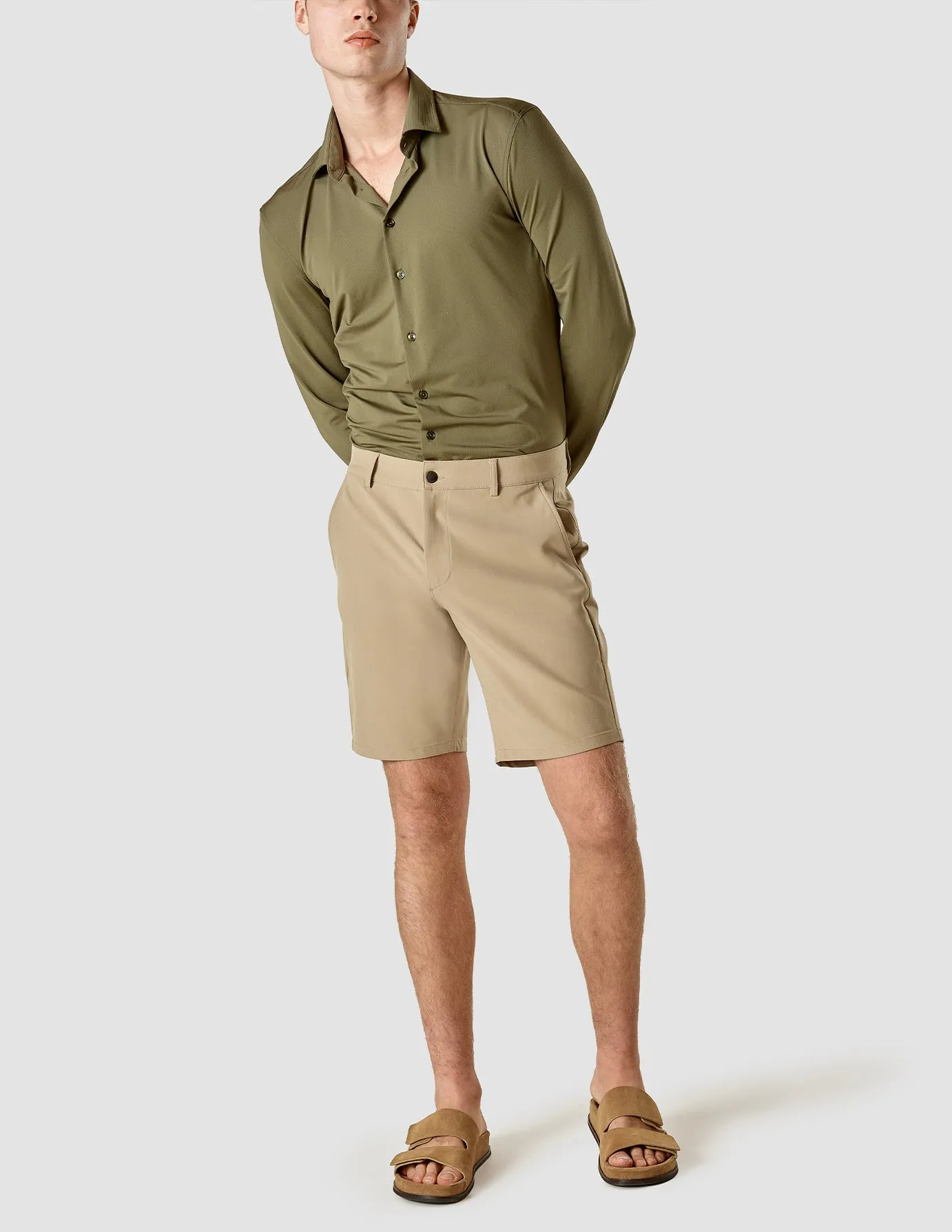 Essential Shorts Khaki