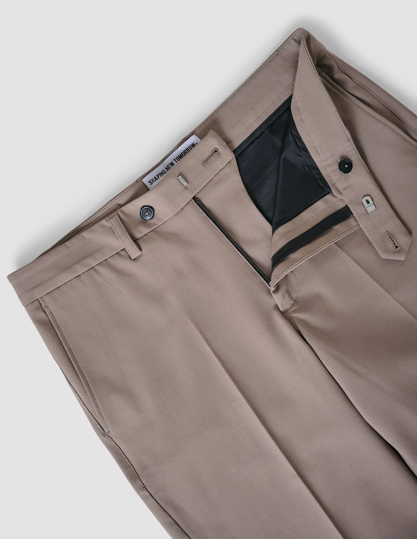 Essential Suit Shorts Walnut