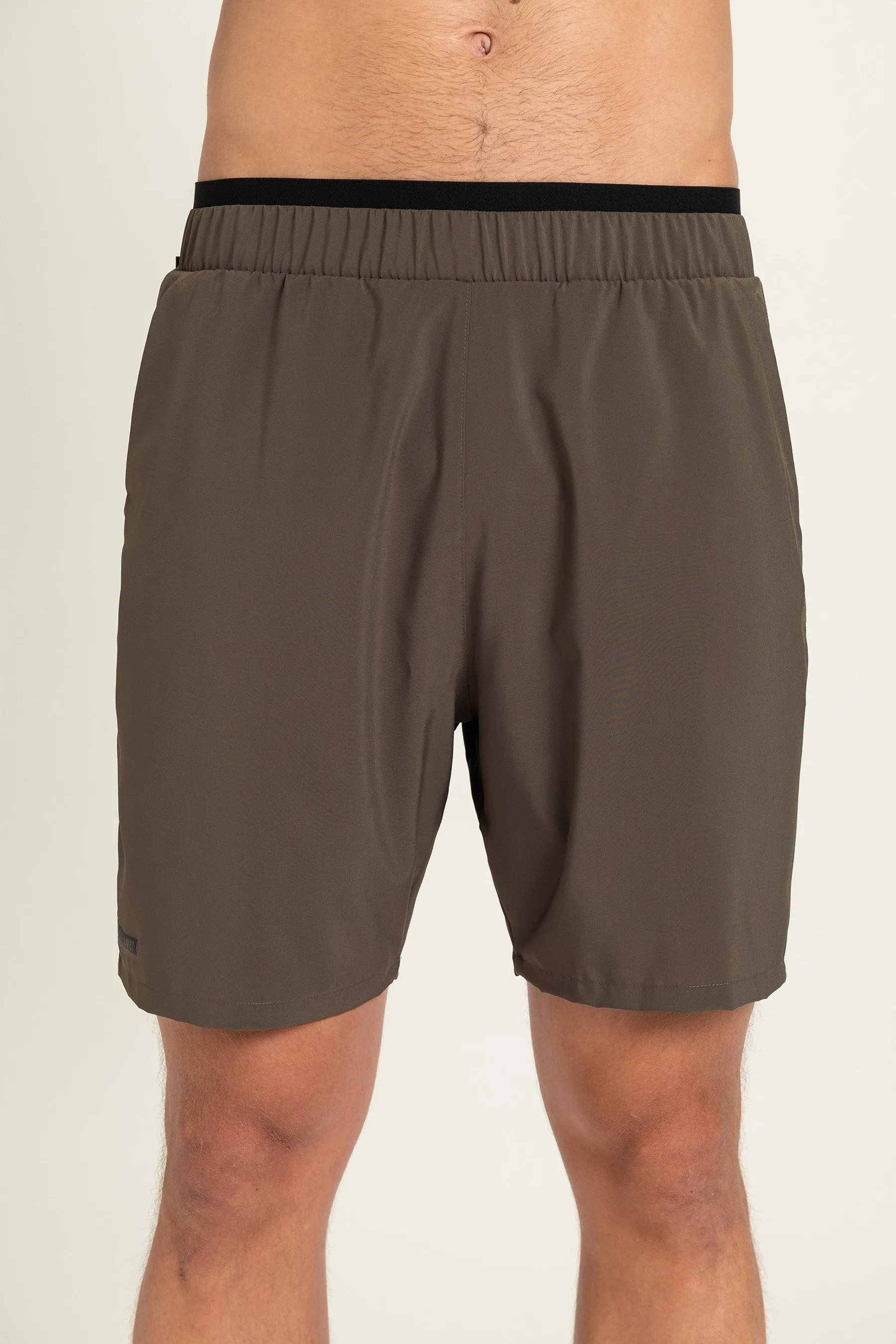 Move Fast Men's Shorts 8"