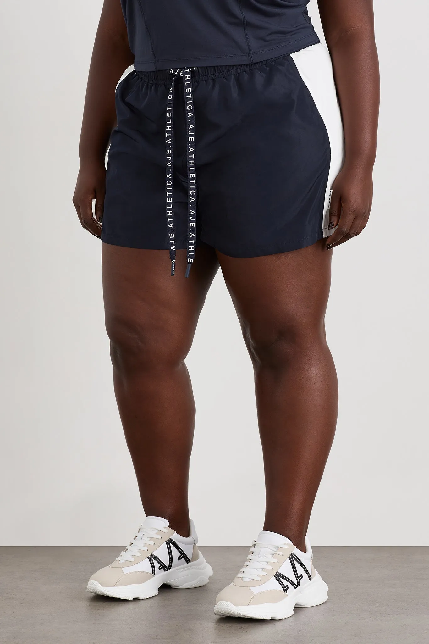 Panelled Spray Shorts 603