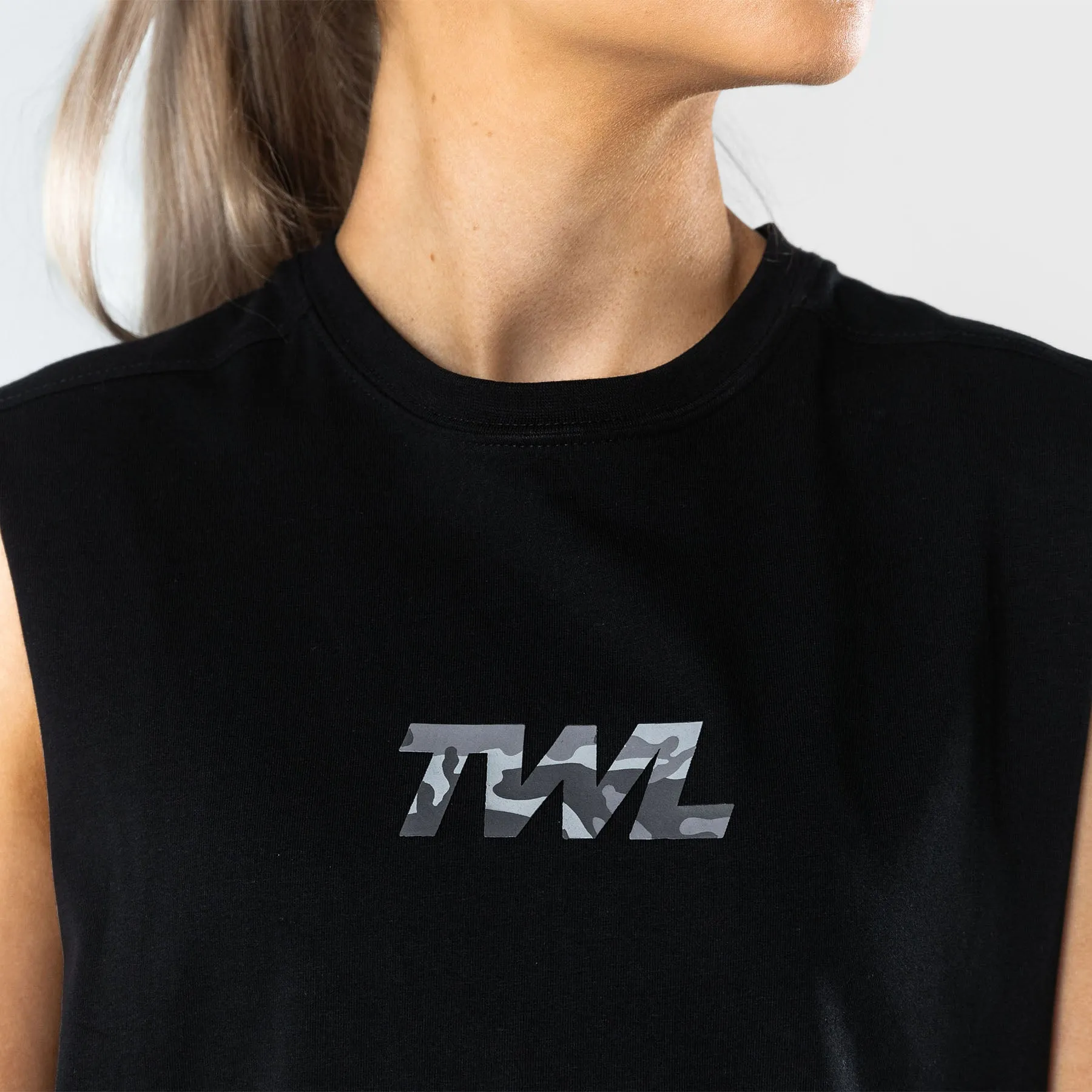 TWL - WOMEN'S SLASH CROP - BLACK/CAMO