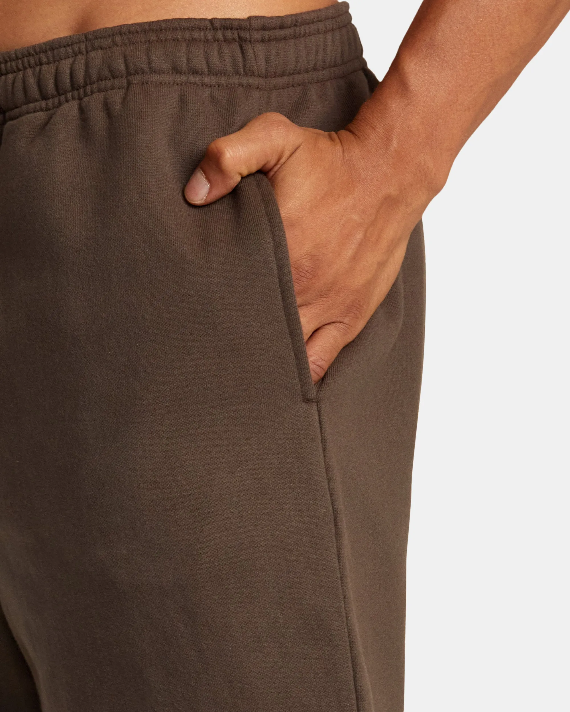 VA Essential 18" Sweat Shorts - Mocha